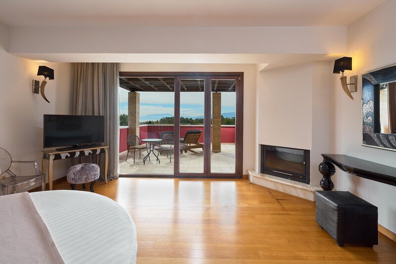 Mediterranean Princess 42