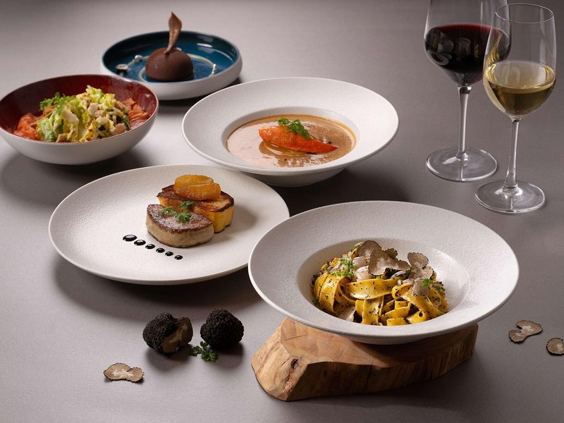 Novotel Century Hongkong 21