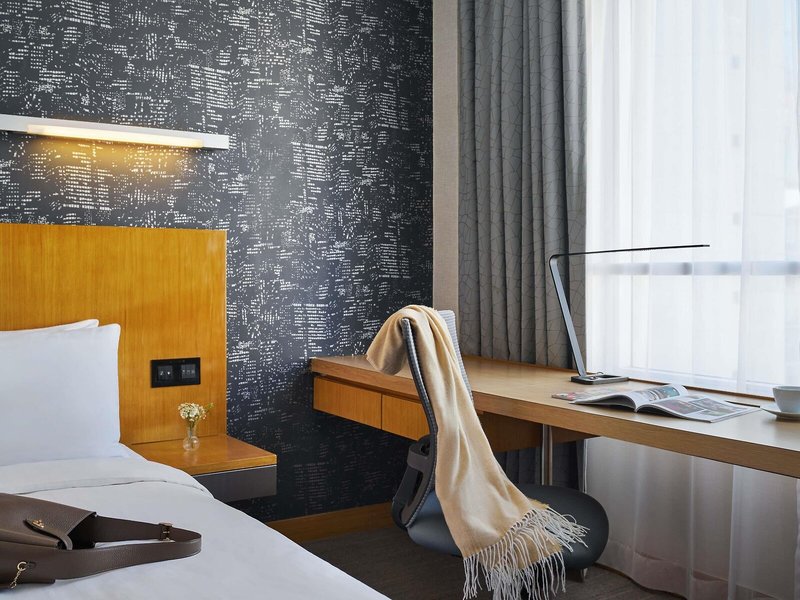 Novotel Century Hongkong 30