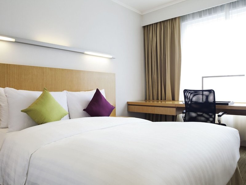 Novotel Century Hongkong 34