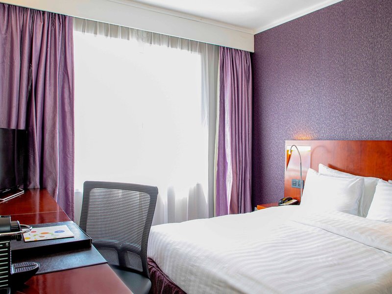 Novotel Century Hongkong 39