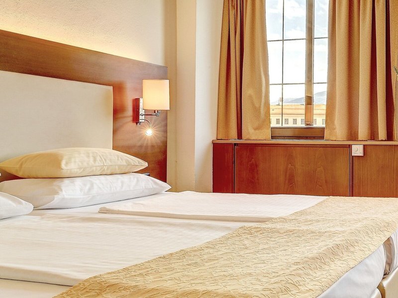 Hotel Mondschein 32