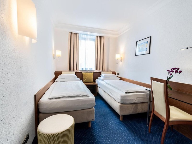 Hotel Mondschein 50