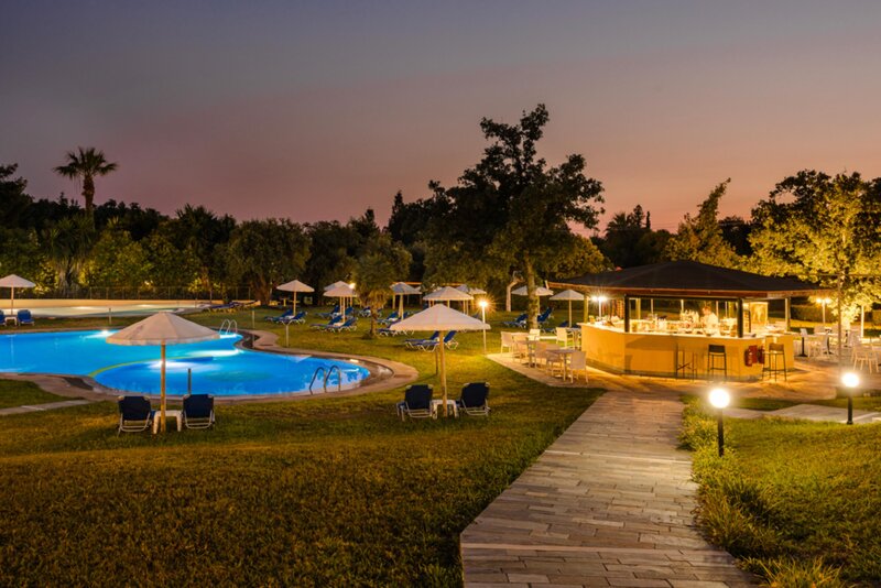 Century Resort - App. , Studios & Villas 15