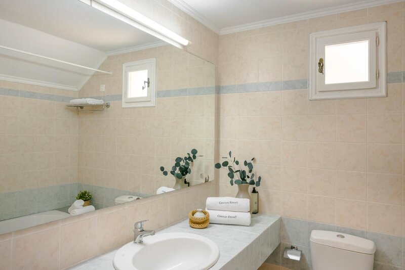 Century Resort - App. , Studios & Villas 131