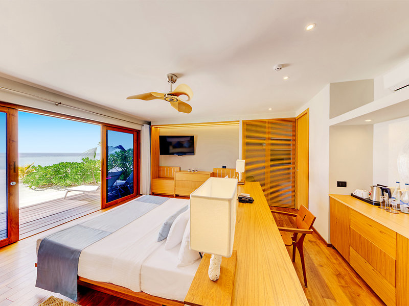 Cinnamon Velifushi Maldives 11
