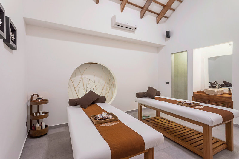 Cinnamon Velifushi Maldives 23
