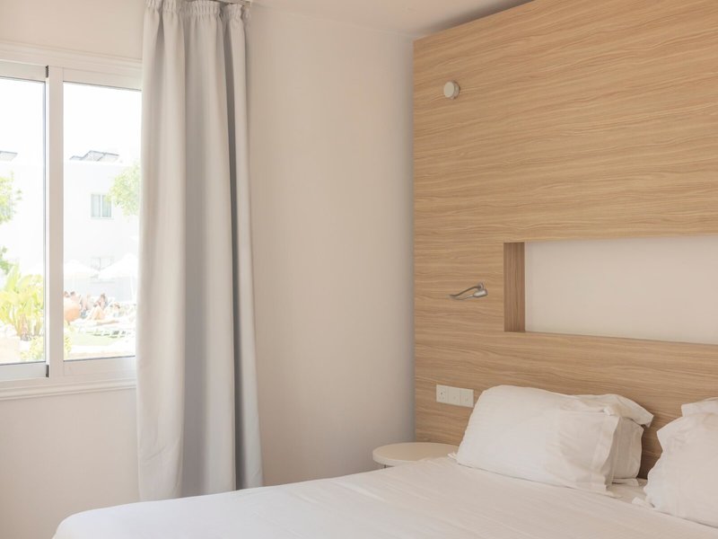Aliathon Aegean 34 - Room Example