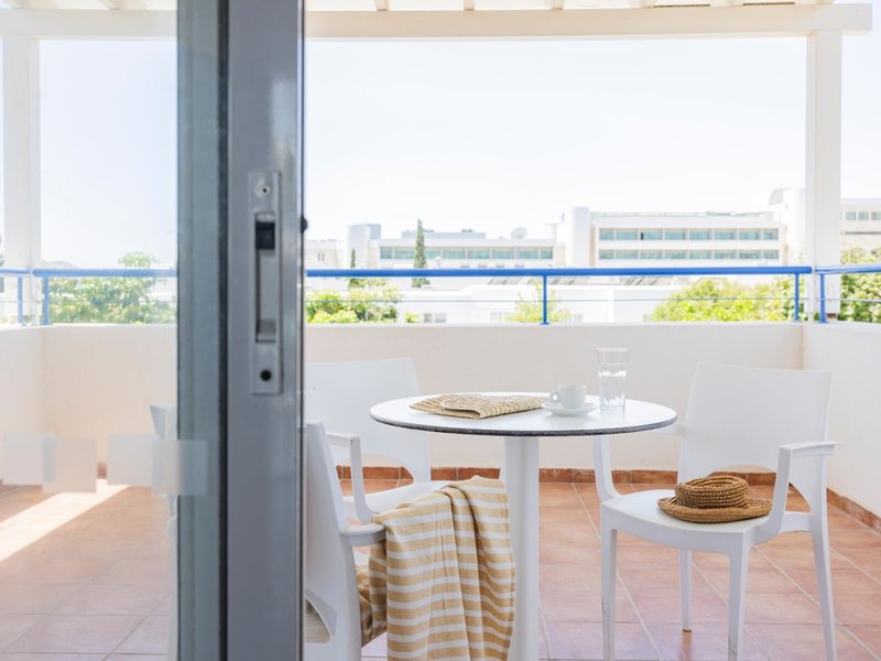 Aliathon Aegean 37 - Room Example