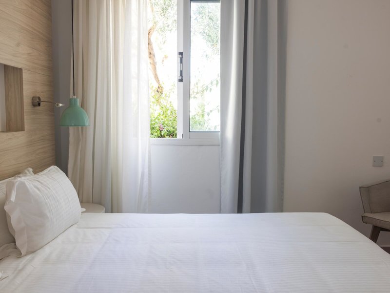 Aliathon Aegean 41 - Room Example