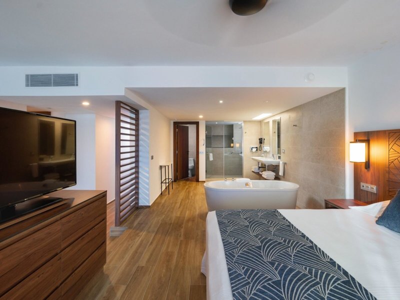 Riu Montego Bay 29 - Room Example