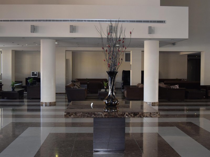 Capital Coast Resort & Spa 14