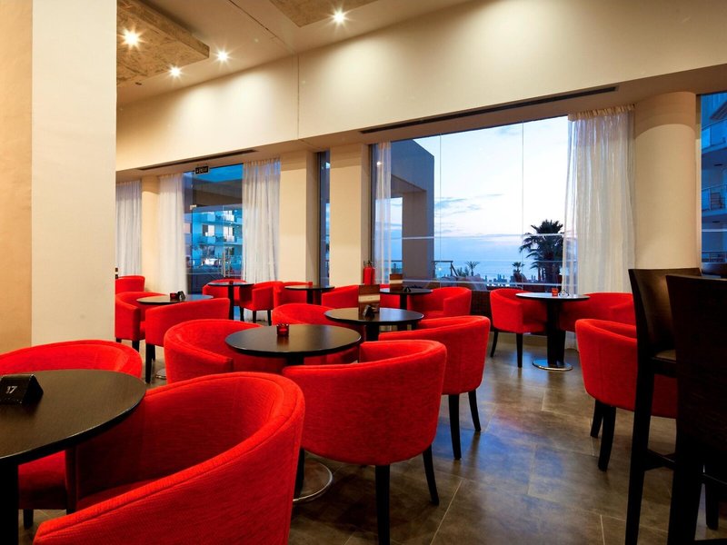 Capital Coast Resort & Spa 21