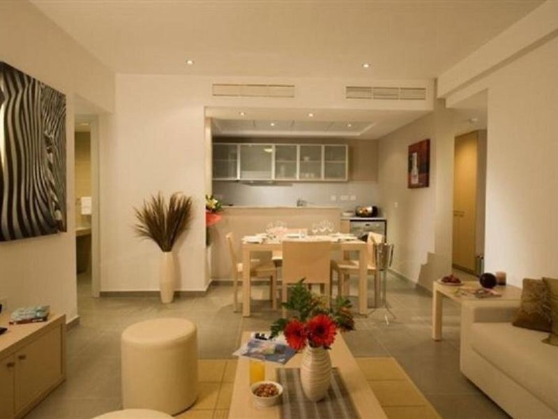 Capital Coast Resort & Spa 26