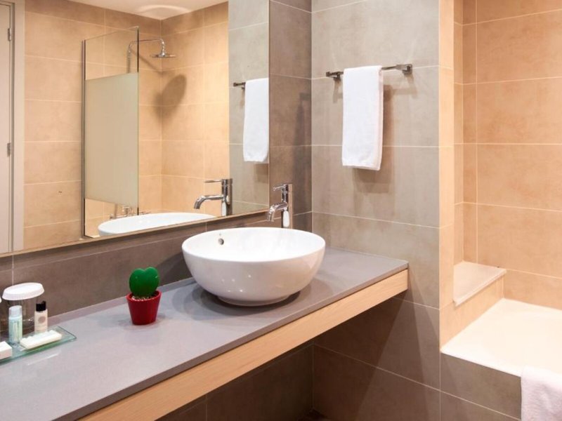 Capital Coast Resort & Spa 47