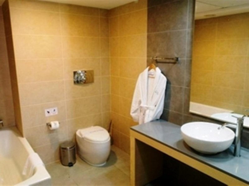 Capital Coast Resort & Spa 48