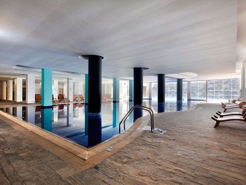 Capital Coast Resort & Spa 9