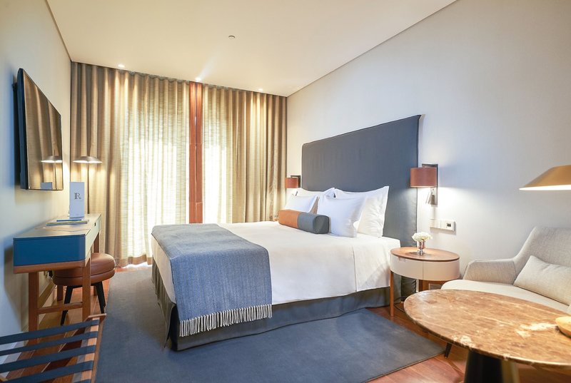 PortoBay Flores 9