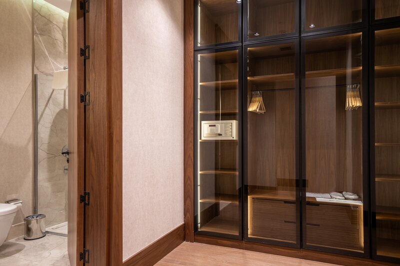 The Norm Oriental 80