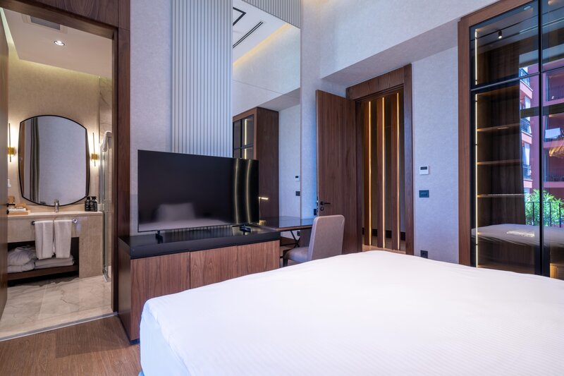 The Norm Oriental 84