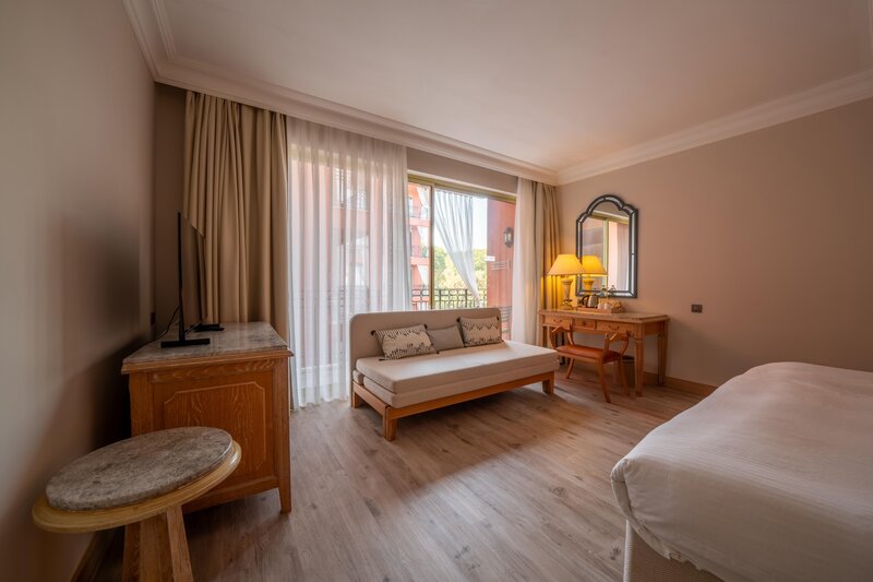 The Norm Oriental 85