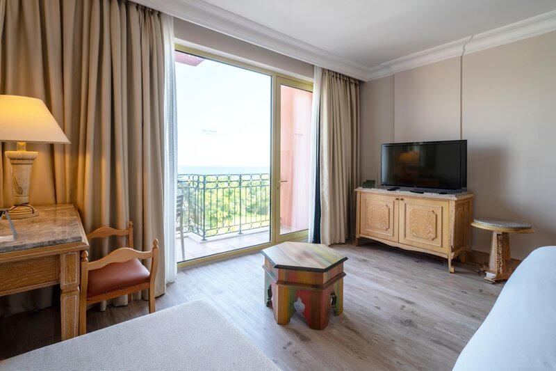 The Norm Oriental 89