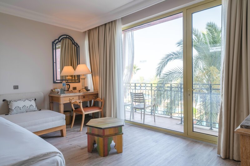 The Norm Oriental 90