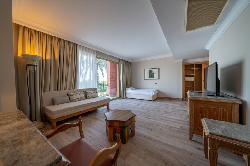 The Norm Oriental 99