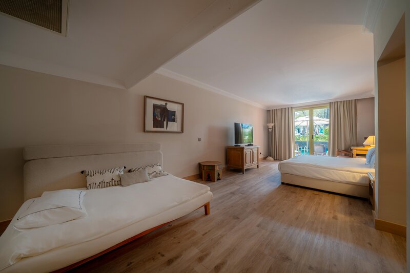 The Norm Oriental 108