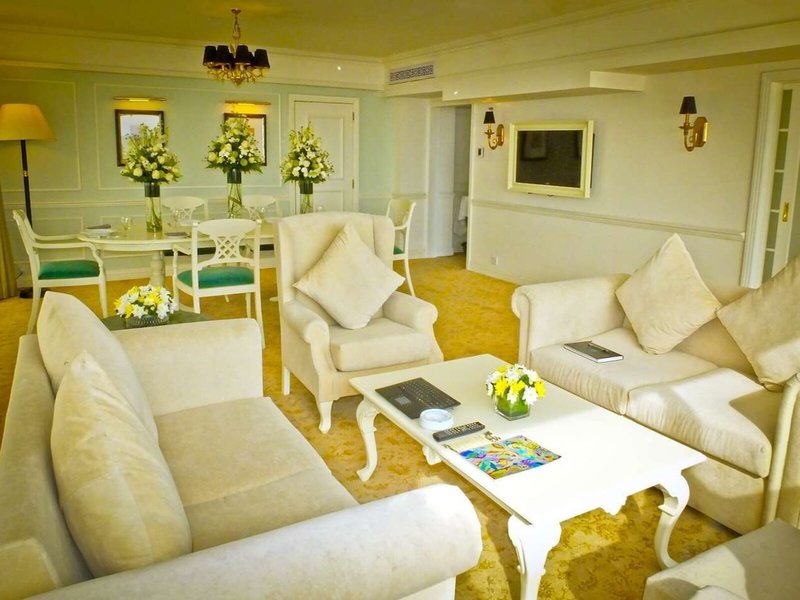 The Kingsbury Colombo 14