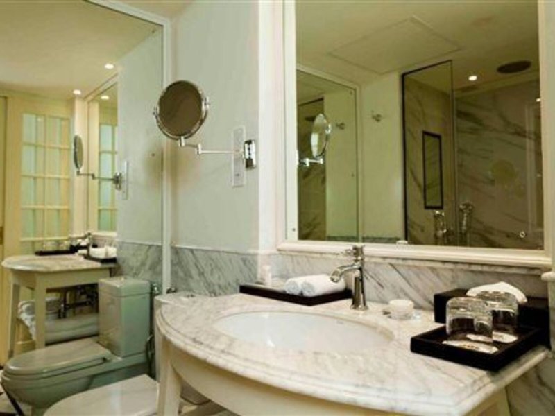 The Kingsbury Colombo 41