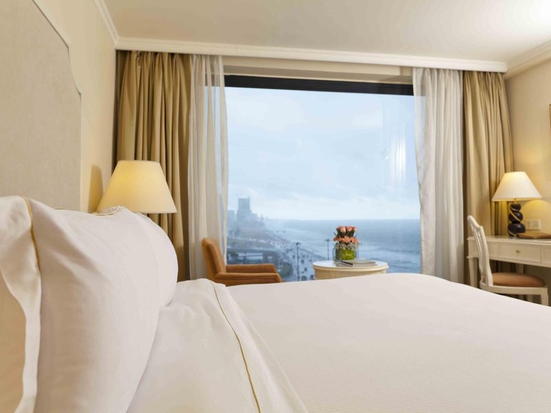 The Kingsbury Colombo 45