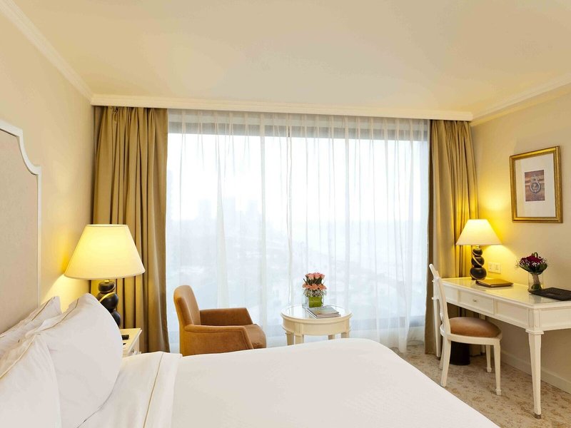 The Kingsbury Colombo 48