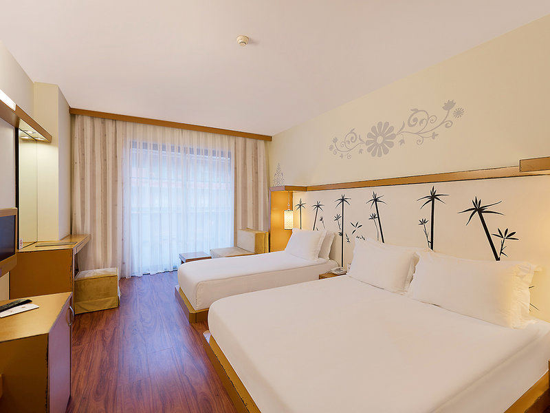 Siam Elegance Hotels & Spa 14 - Room Example