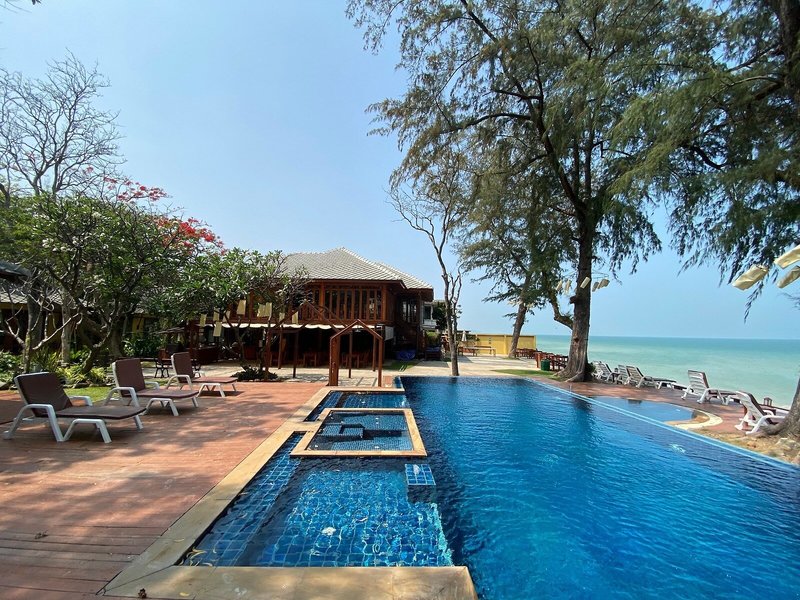 Baan Talay Dao 1