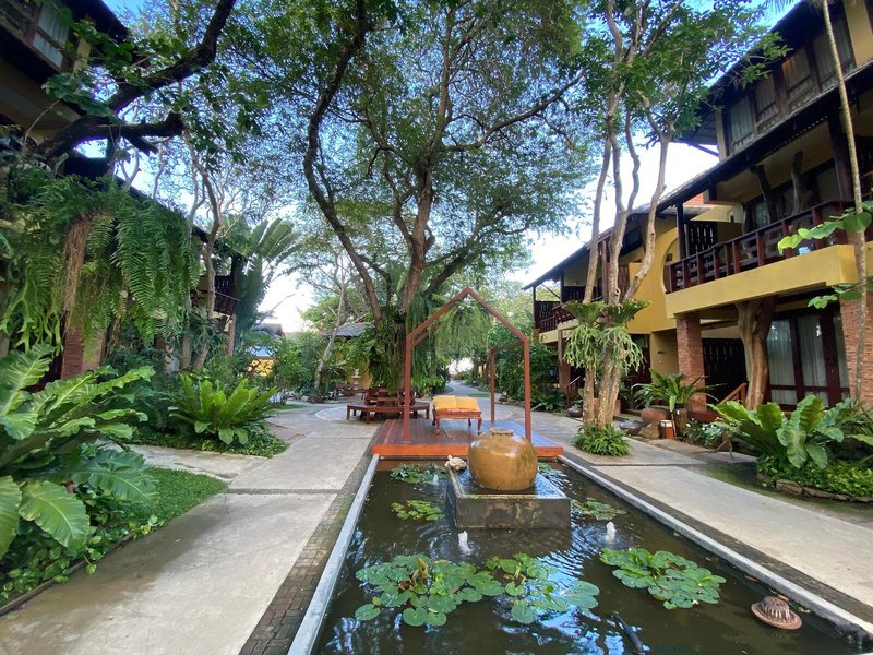 Baan Talay Dao 12