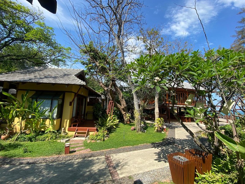Baan Talay Dao 25