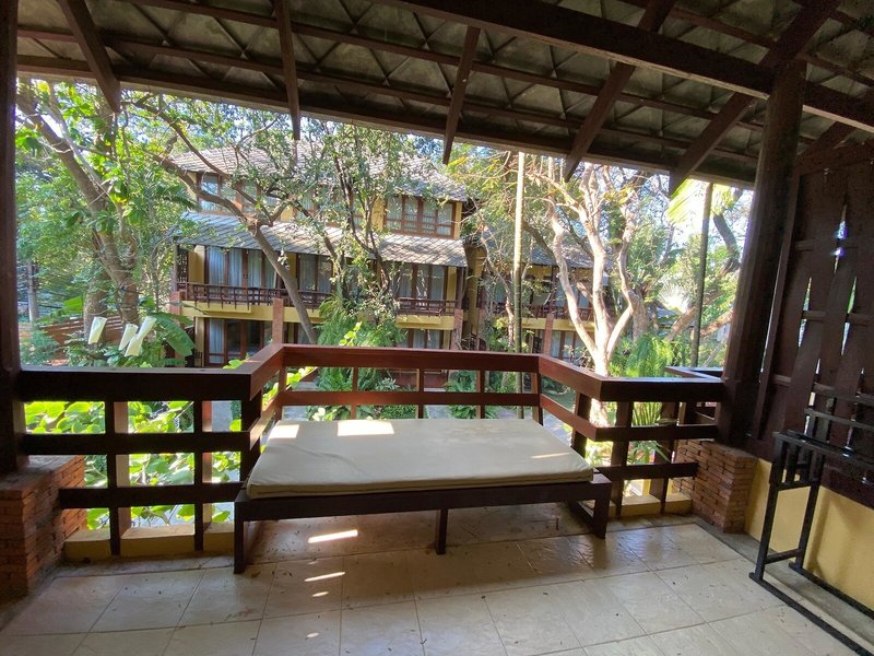 Baan Talay Dao 40