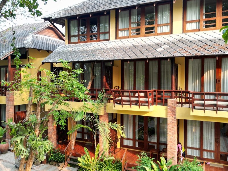 Baan Talay Dao 43