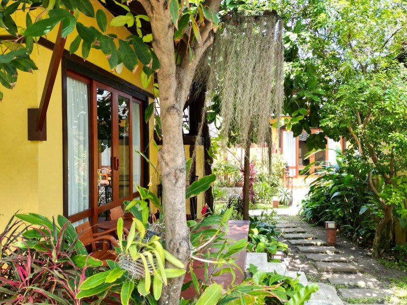 Baan Talay Dao 47