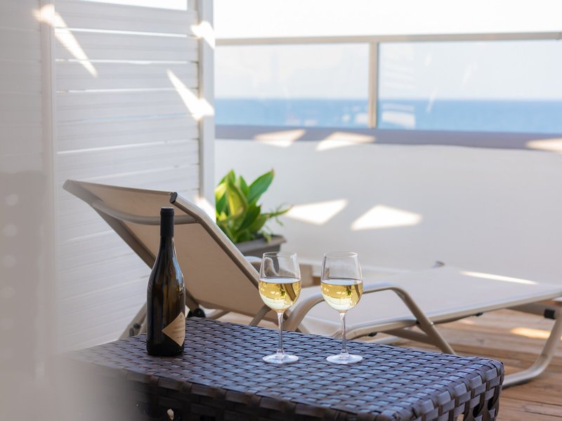 Paralia Beach Boutique Hotel 9