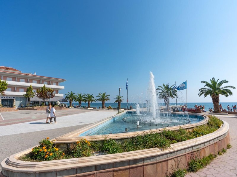 Paralia Beach Boutique Hotel 13