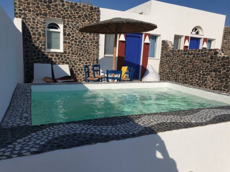 Caldera View Bungalow Resort 3