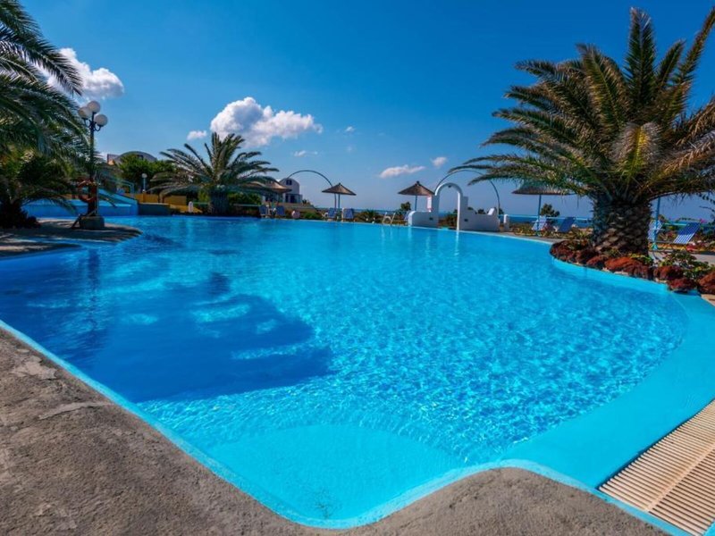 Caldera View Bungalow Resort 5