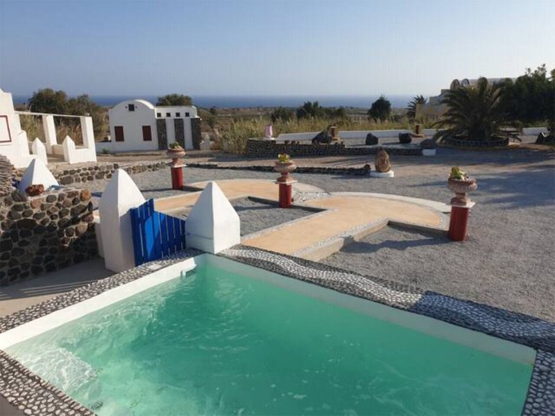 Caldera View Bungalow Resort 9
