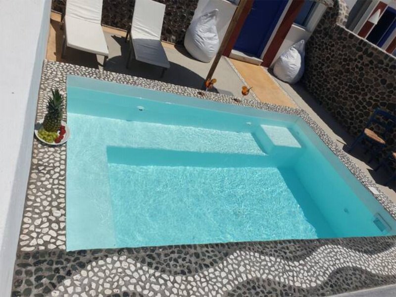 Caldera View Bungalow Resort 11