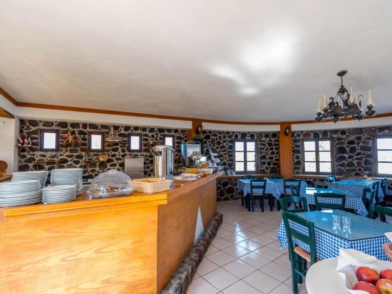 Caldera View Bungalow Resort 16