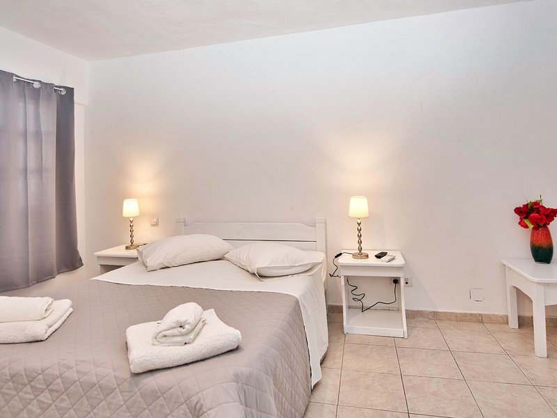 Caldera View Bungalow Resort 27