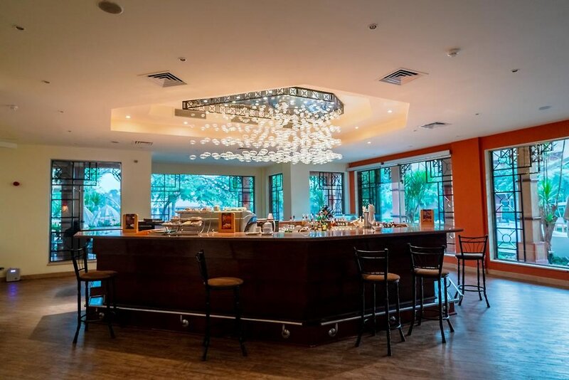 Swiss Inn Pyramids Golf Resort 20