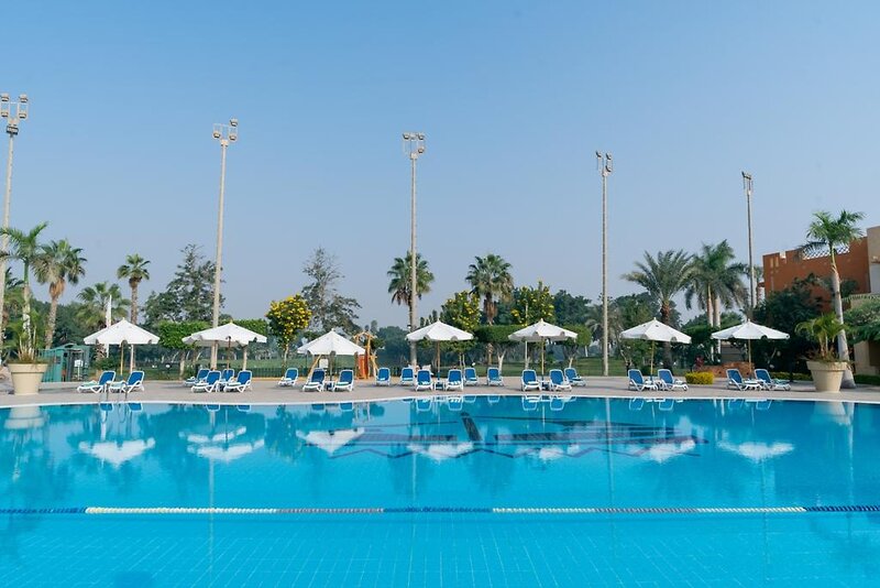 Swiss Inn Pyramids Golf Resort 42